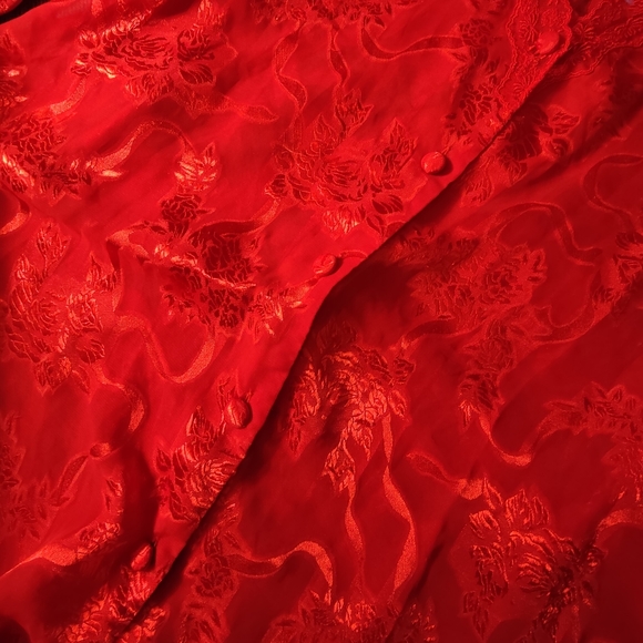 Vintage 1980's Victoria's Secret Gold Label Ruby Red Button Up Lace Robe - Picture 2 of 4